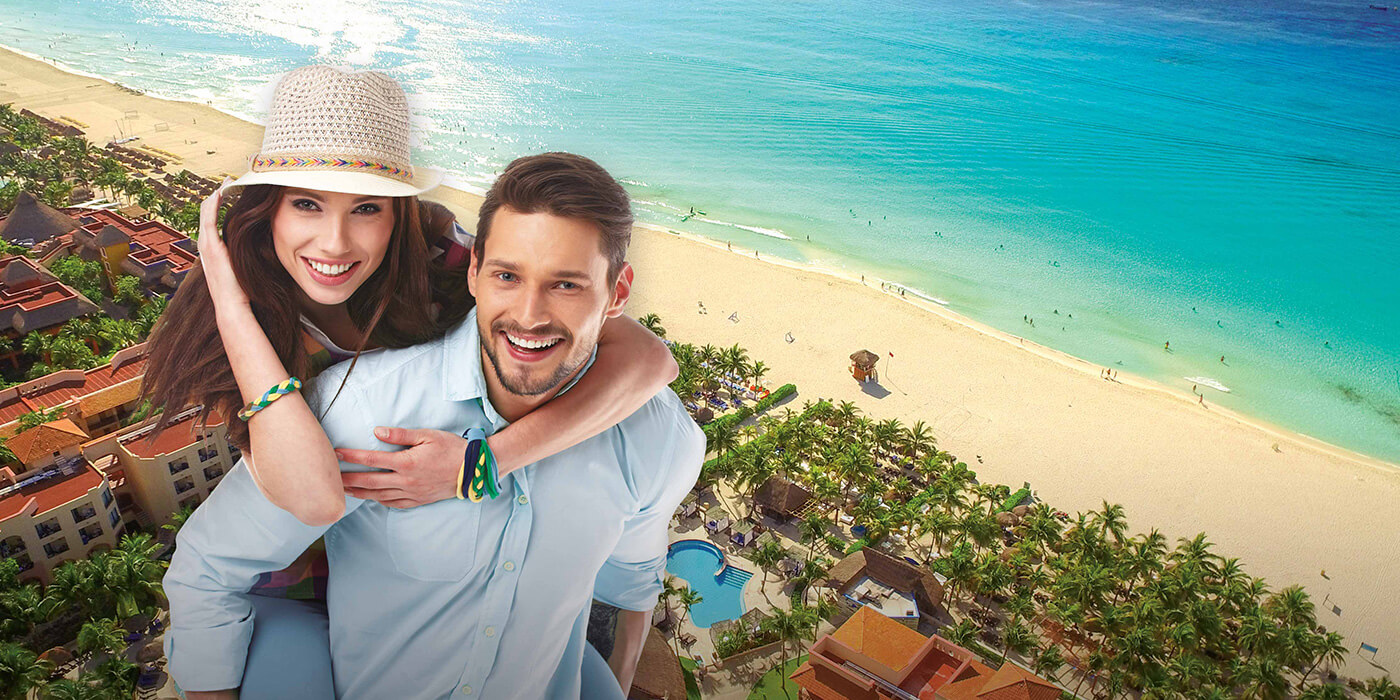 Couple over looking beach in Mexico